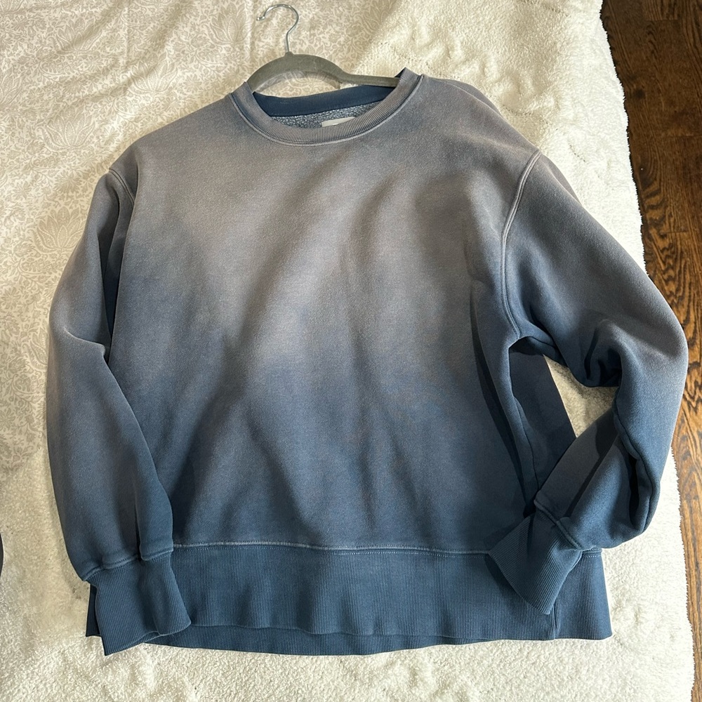 TNA Cozy Fleece gradient crewneck sweatshirt